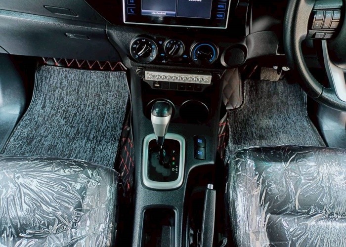 Used 5
                    TOYOTA
                     for Sale Image