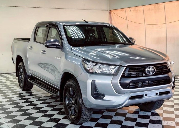 Used 9
                    TOYOTA
                     for Sale Image