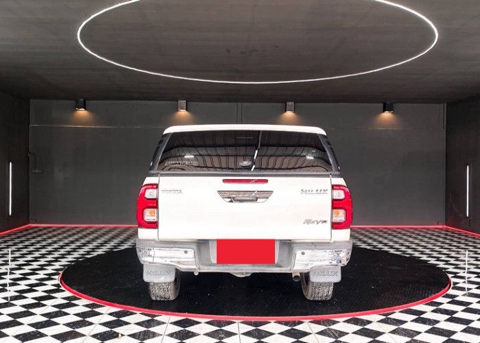 Used 6
                    TOYOTA
                     for Sale Image