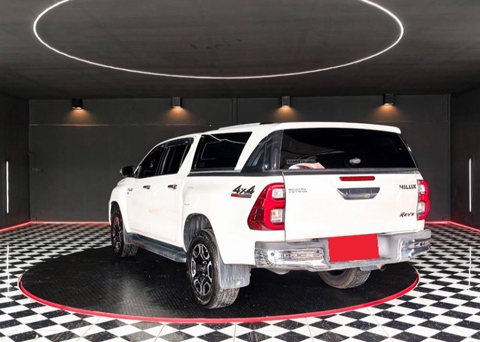 Used 6
                    TOYOTA
                     for Sale Image