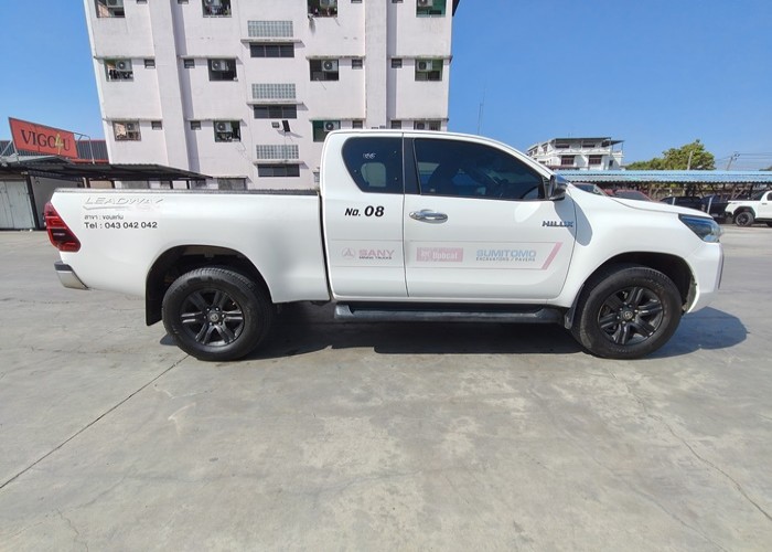 Used 12
                    TOYOTA
                     for Sale Image