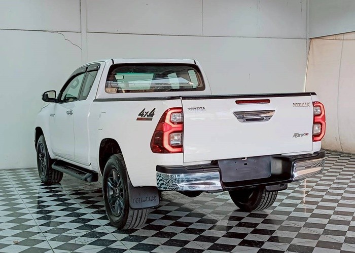 Used 12
                    TOYOTA
                     for Sale Image