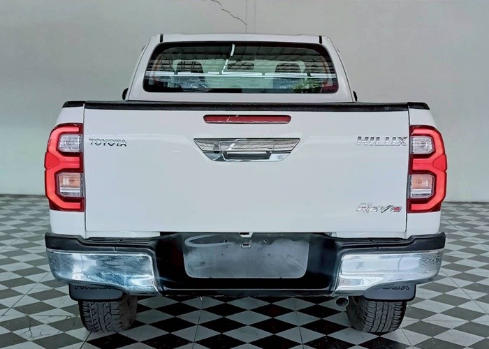 Used 12
                    TOYOTA
                     for Sale Image