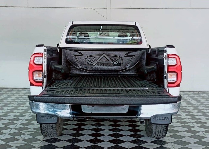 Used 12
                    TOYOTA
                     for Sale Image