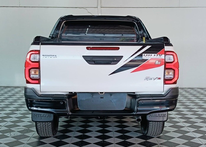 Used 7
                    TOYOTA
                     for Sale Image