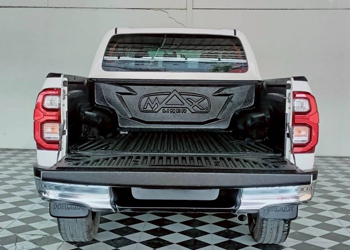 Used 6
                    TOYOTA
                     for Sale Image