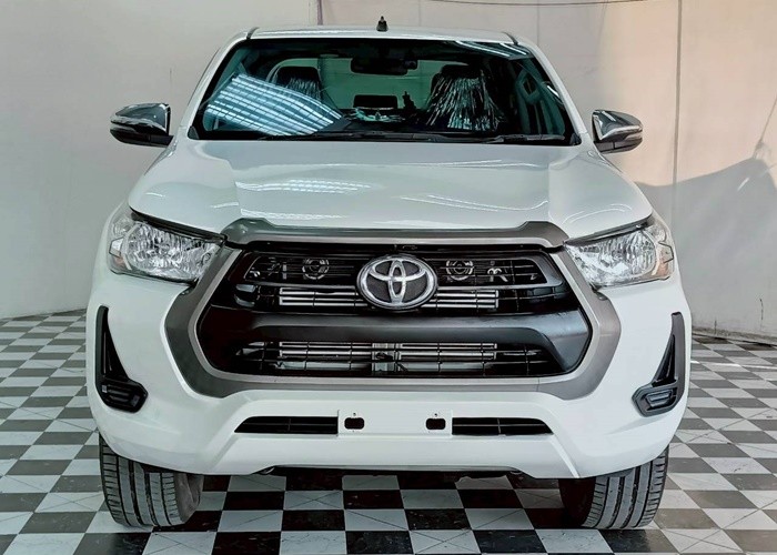 Used 6
                    TOYOTA
                     for Sale Image