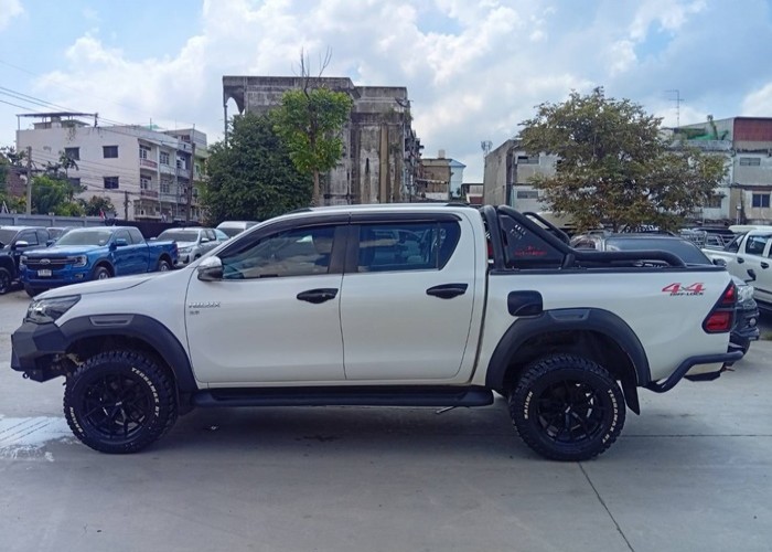 Used 1
                    TOYOTA
                     for Sale Image