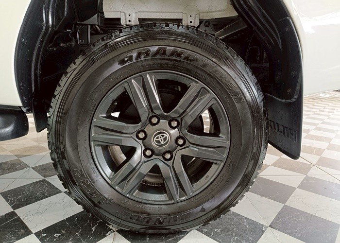 Used 6
                    TOYOTA
                     for Sale Image