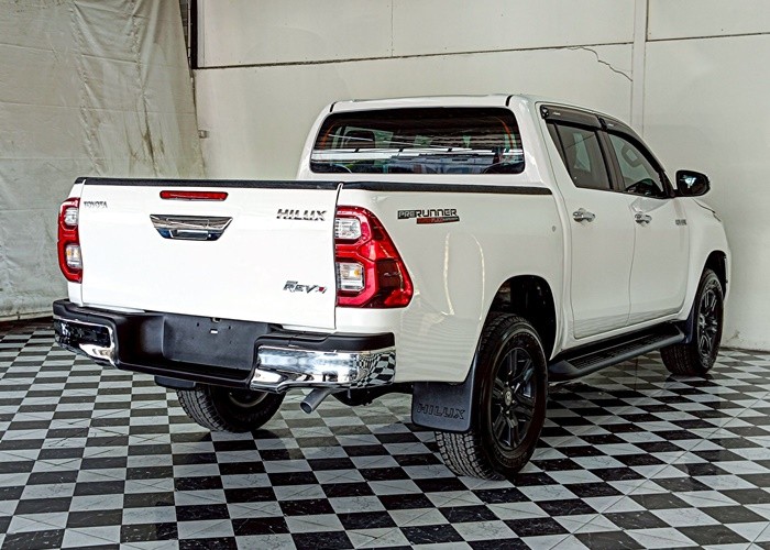 Used 6
                    TOYOTA
                     for Sale Image