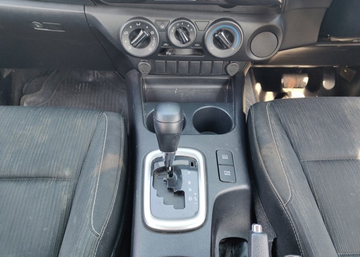 Used 6
                    TOYOTA
                     for Sale Image