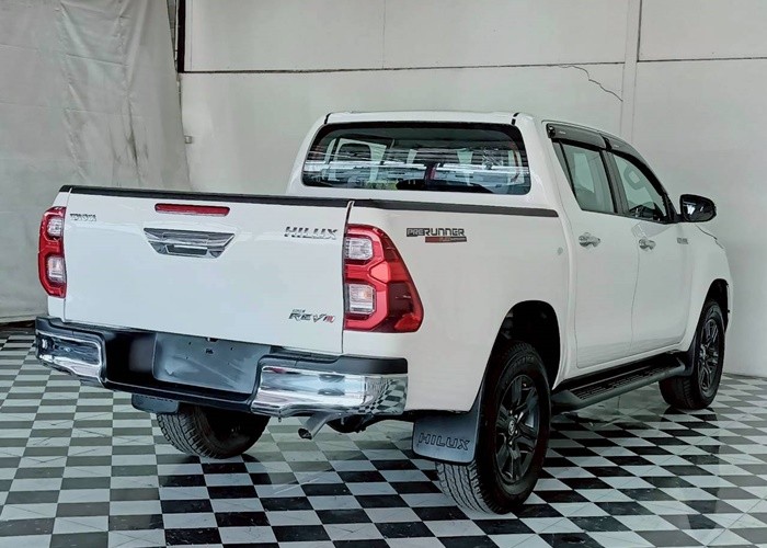 Used 6
                    TOYOTA
                     for Sale Image