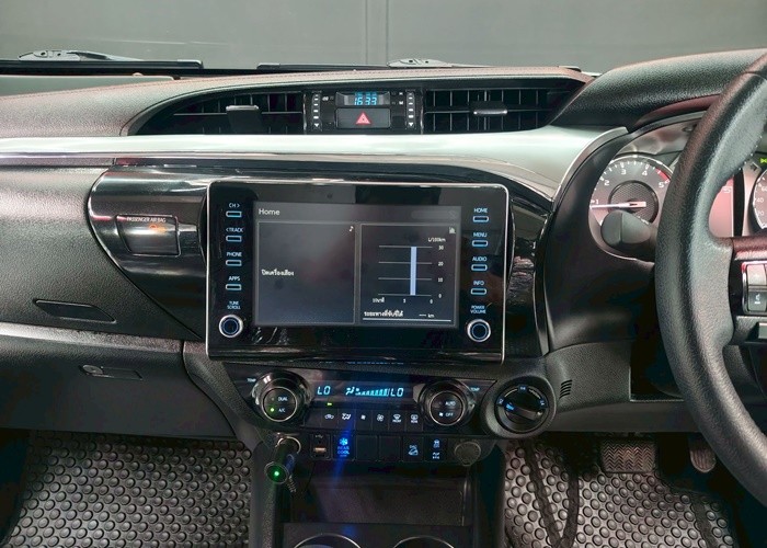 Used 7
                    TOYOTA
                     for Sale Image