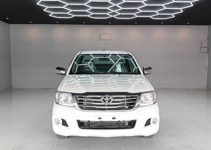 Used 6
                    TOYOTA
                     for Sale Image
