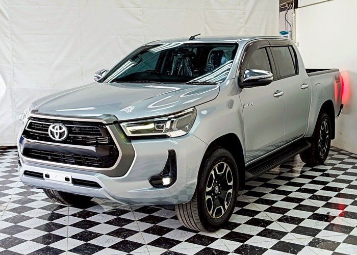 TOYOTA