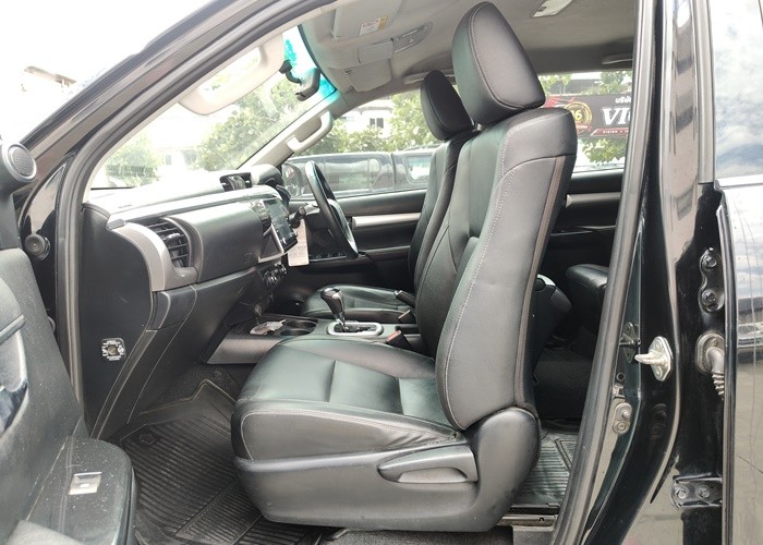 Used 8
                    TOYOTA
                     for Sale Image