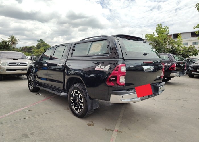 Used 8
                    TOYOTA
                     for Sale Image