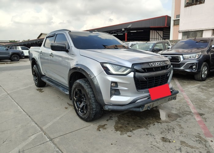 Used 7
                    ISUZU
                     for Sale Image