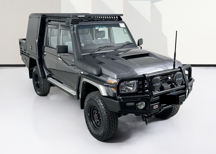 Used 1
                    TOYOTA
                     for Sale Image