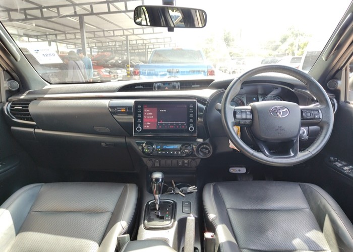 Used 6
                    TOYOTA
                     for Sale Image