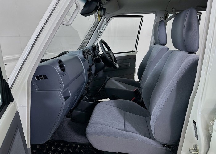 Used 1
                    TOYOTA
                     for Sale Image