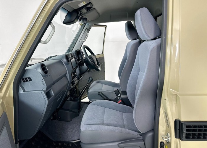 Used 1
                    TOYOTA
                     for Sale Image