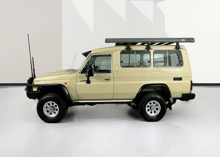 Used 1
                    TOYOTA
                     for Sale Image