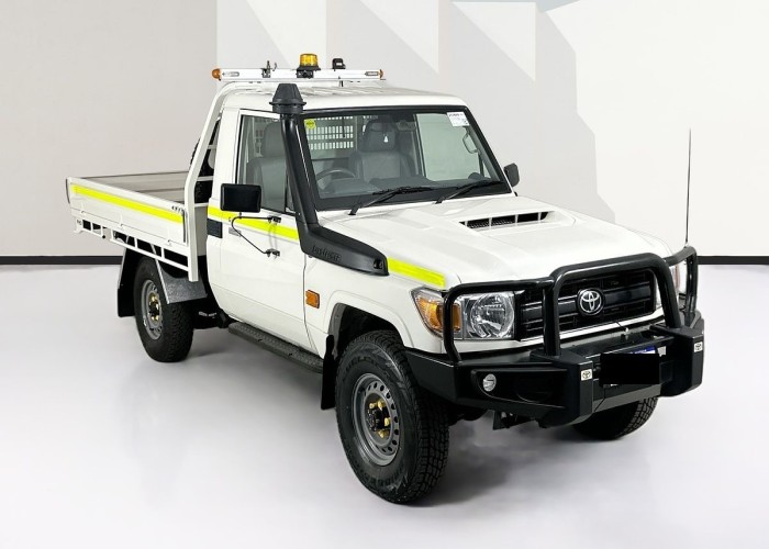 Used 1
                    TOYOTA
                     for Sale Image