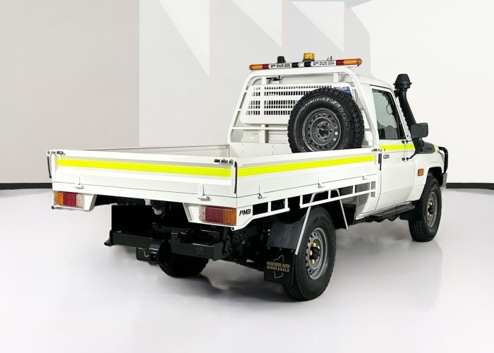 Used 1
                    TOYOTA
                     for Sale Image