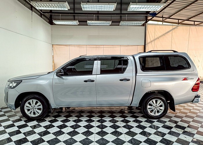 Used 11
                    TOYOTA
                     for Sale Image