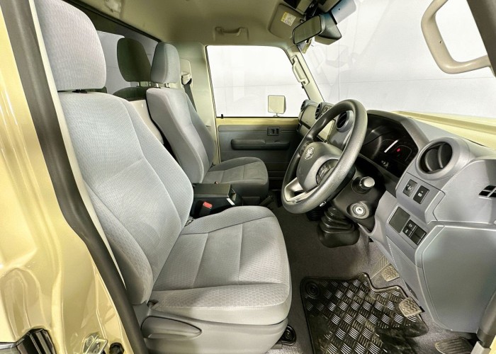 Used 1
                    TOYOTA
                     for Sale Image