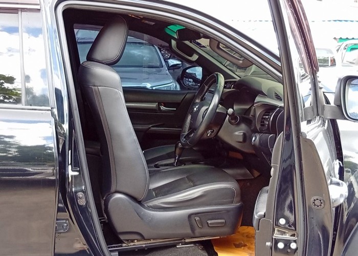 Used 10
                    TOYOTA
                     for Sale Image