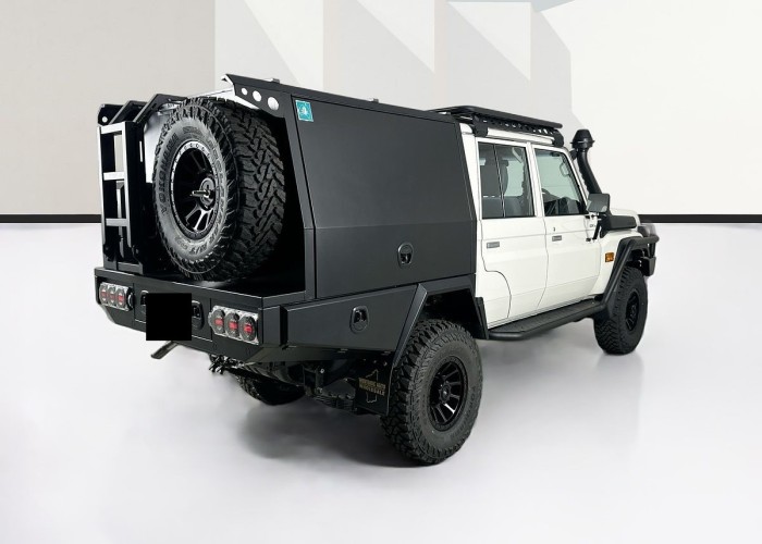 Used 1
                    TOYOTA
                     for Sale Image