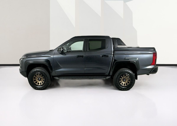 Used 1
                    MITSUBISHI
                     for Sale Image