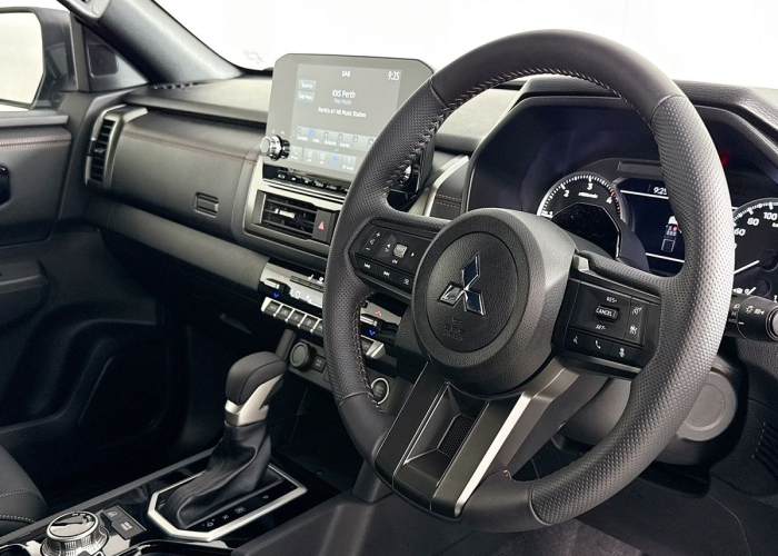 Used 1
                    MITSUBISHI
                     for Sale Image