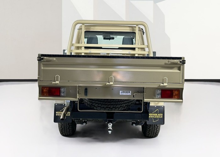 Used 1
                    TOYOTA
                     for Sale Image