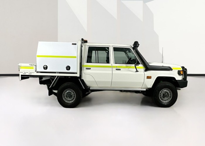 Used 1
                    TOYOTA
                     for Sale Image