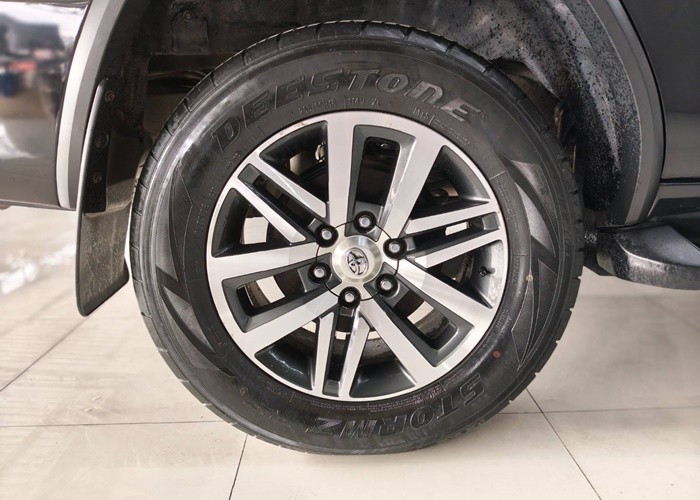 Used 1
                    TOYOTA
                     for Sale Image