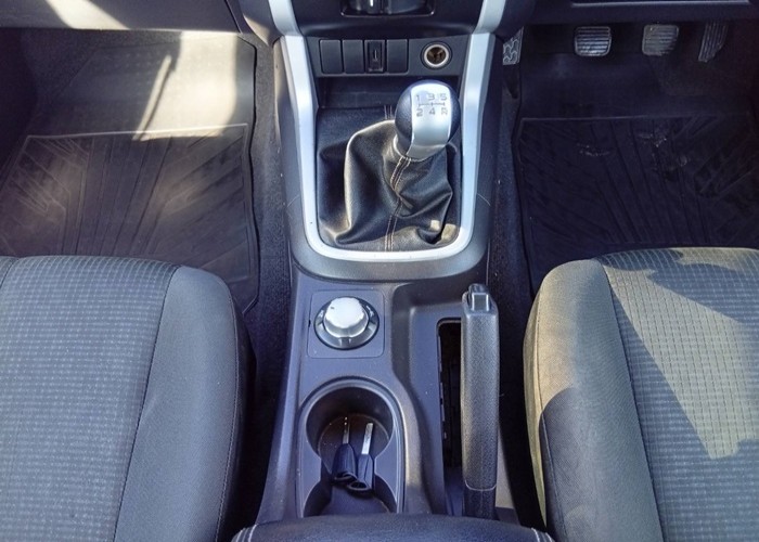 Used 3
                    ISUZU
                     for Sale Image