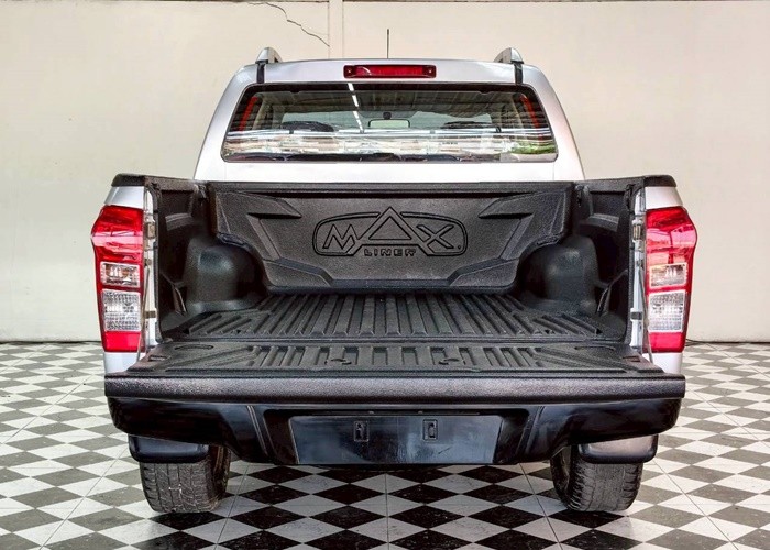 Used 3
                    ISUZU
                     for Sale Image