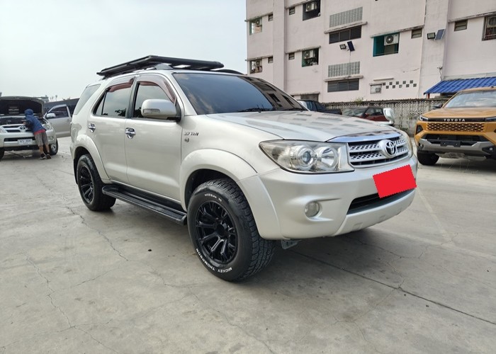 Used 7
                    TOYOTA
                     for Sale Image