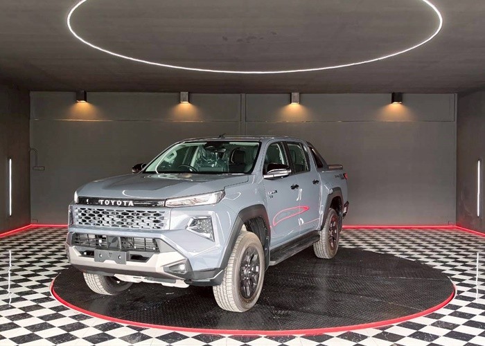 TOYOTA