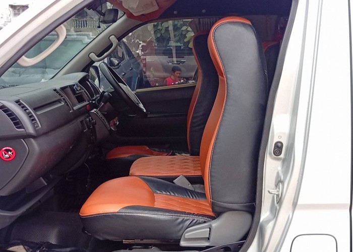 Used 12
                    TOYOTA
                     for Sale Image