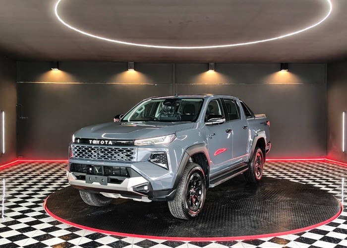 TOYOTA