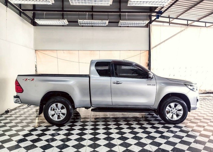 Used 3
                    TOYOTA
                     for Sale Image