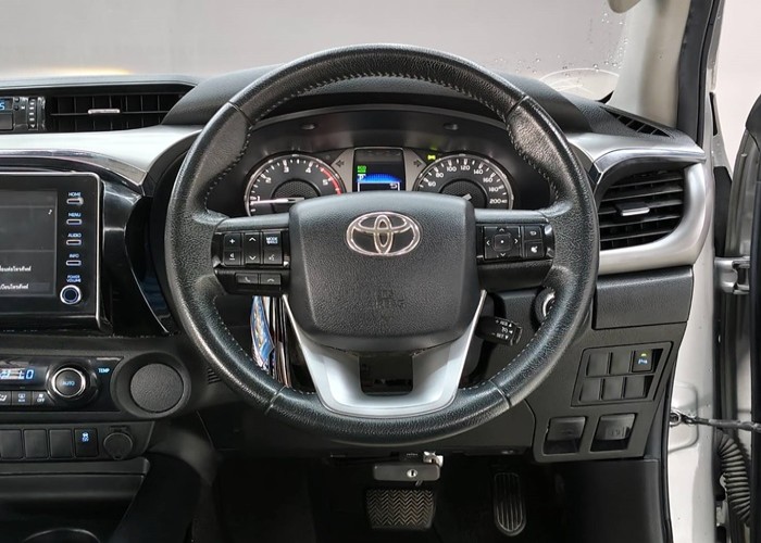Used 11
                    TOYOTA
                     for Sale Image