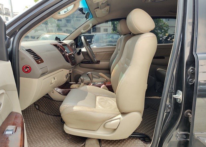 Used 9
                    TOYOTA
                     for Sale Image