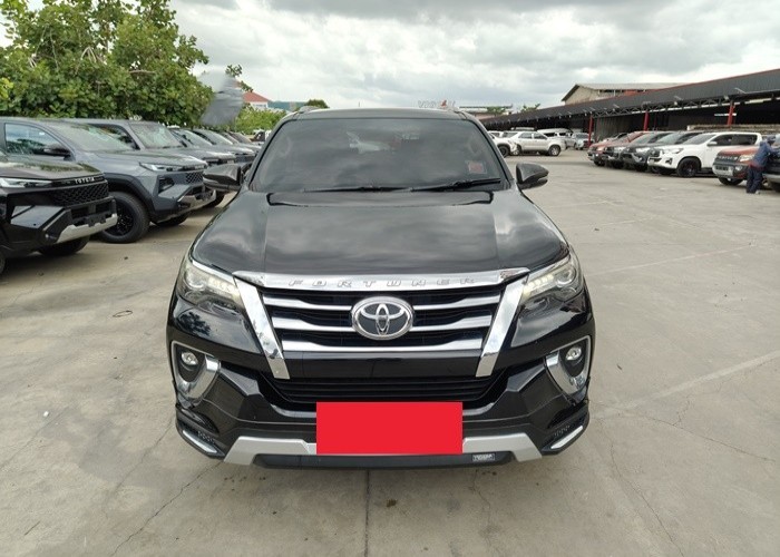 Used 12
                    TOYOTA
                     for Sale Image