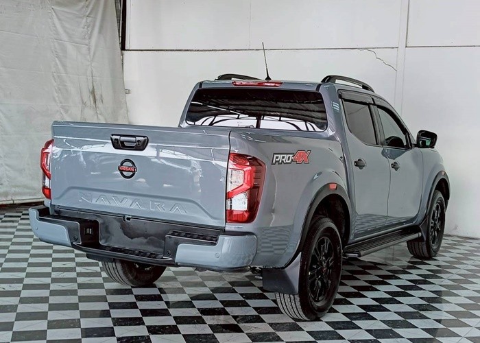 Used 12
                    NISSAN
                     for Sale Image