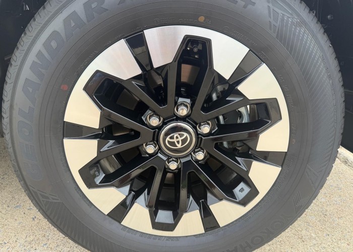 Used 1
                    TOYOTA
                     for Sale Image